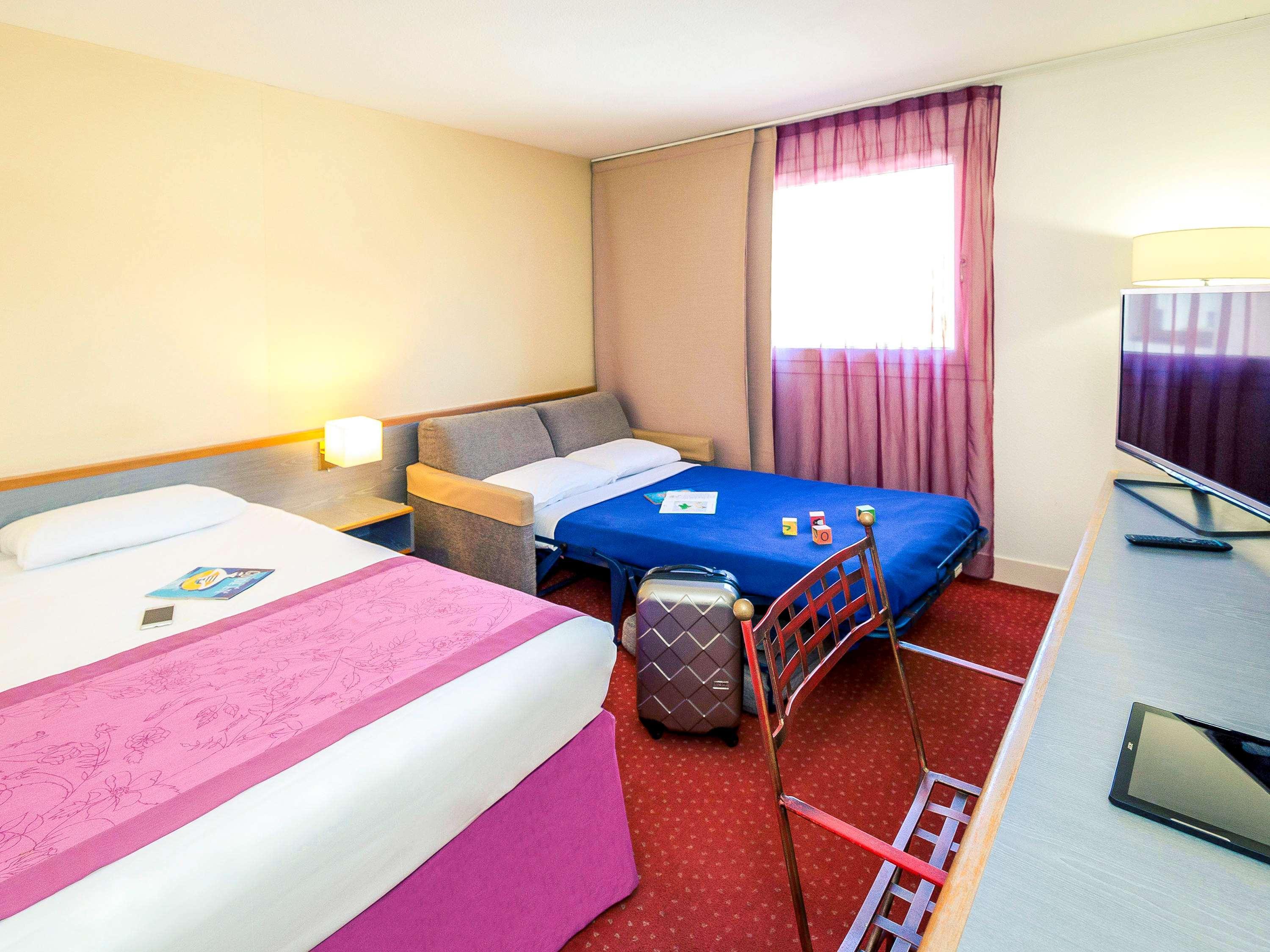 Mercure Cannes Mandelieu Exterior photo